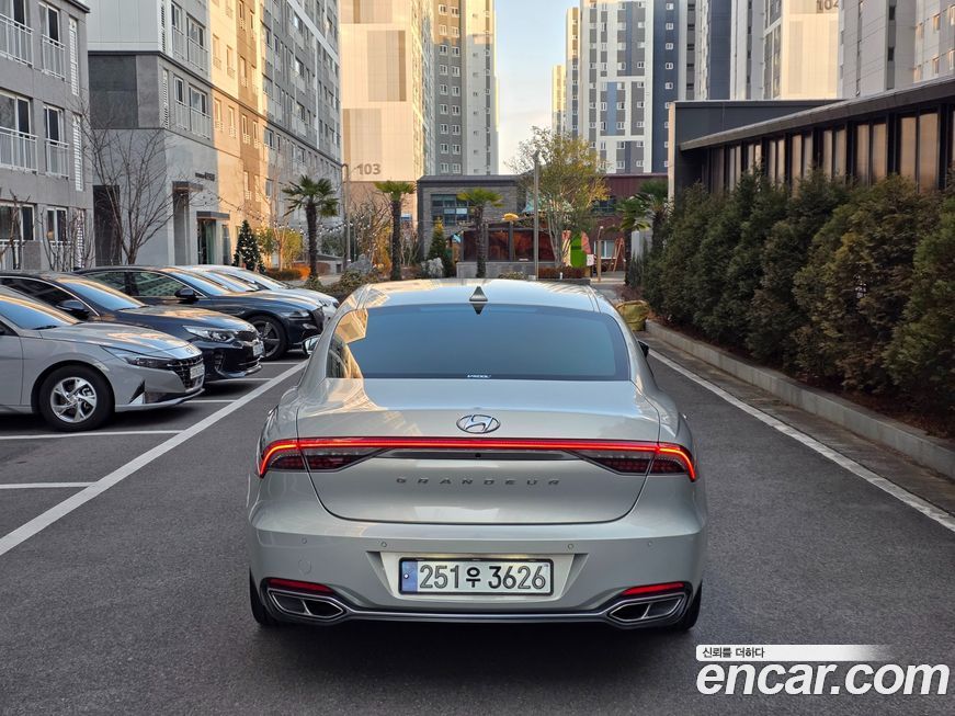 Hyundai Grandeur 2021