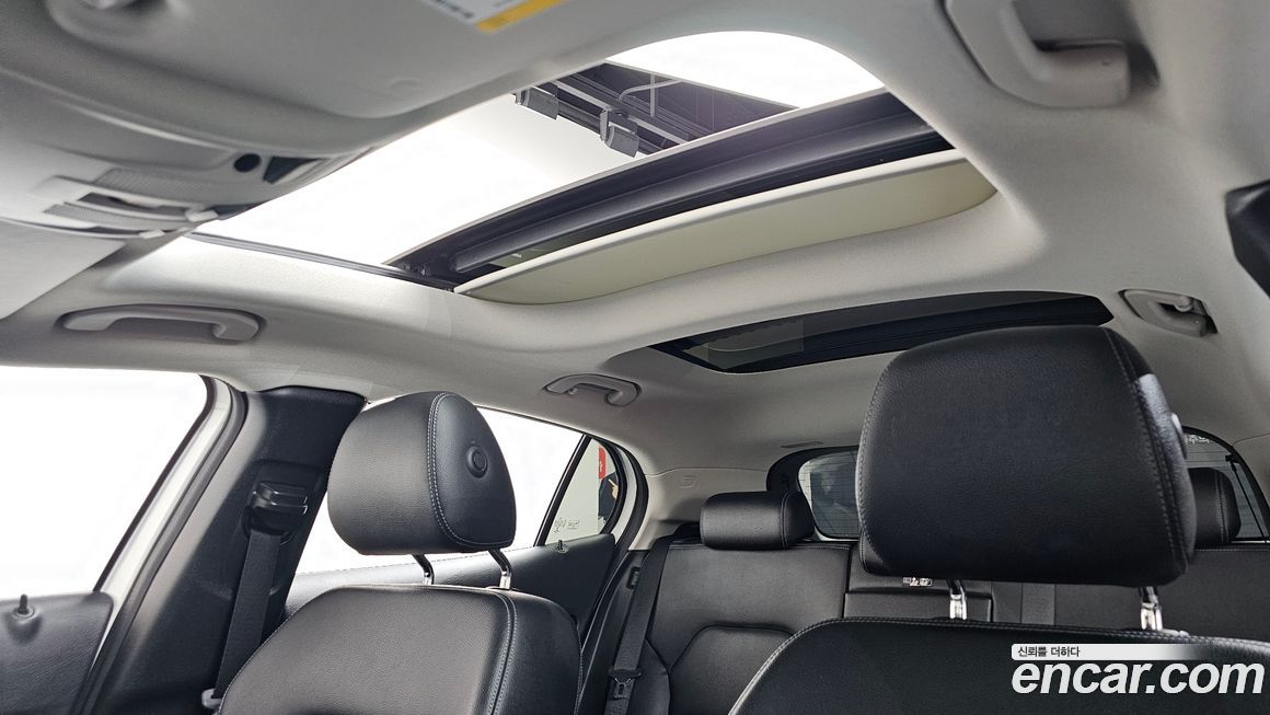 Mercedes-Benz GLA-Class 2019