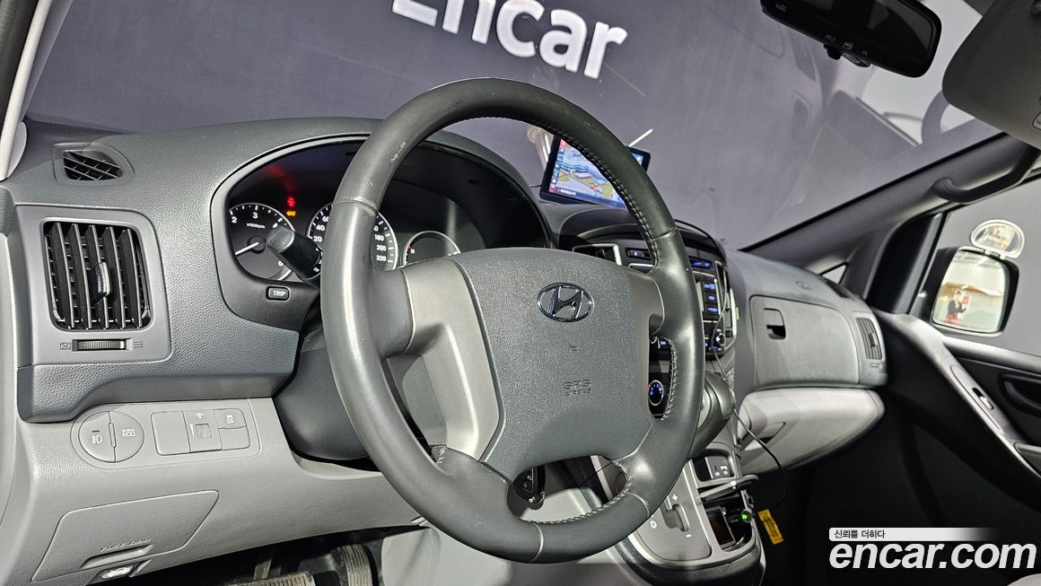 Hyundai Starex 2019