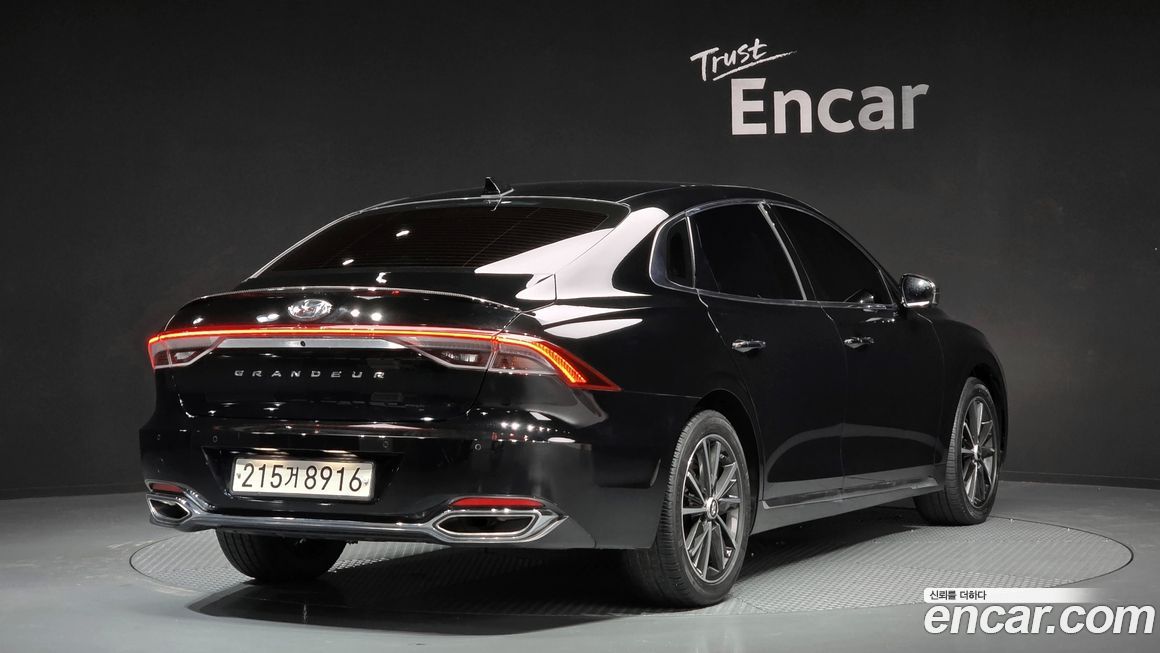 Hyundai Grandeur 2022