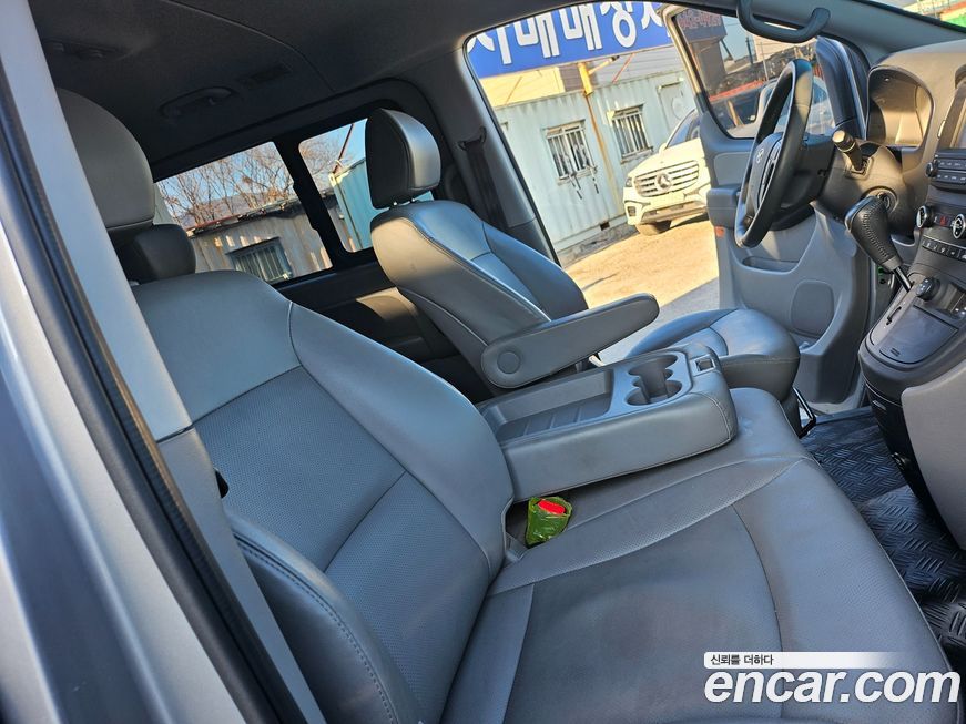 Hyundai Starex 2020
