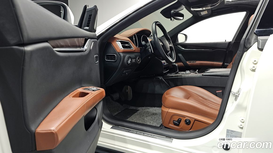 Maserati Ghibli 2017