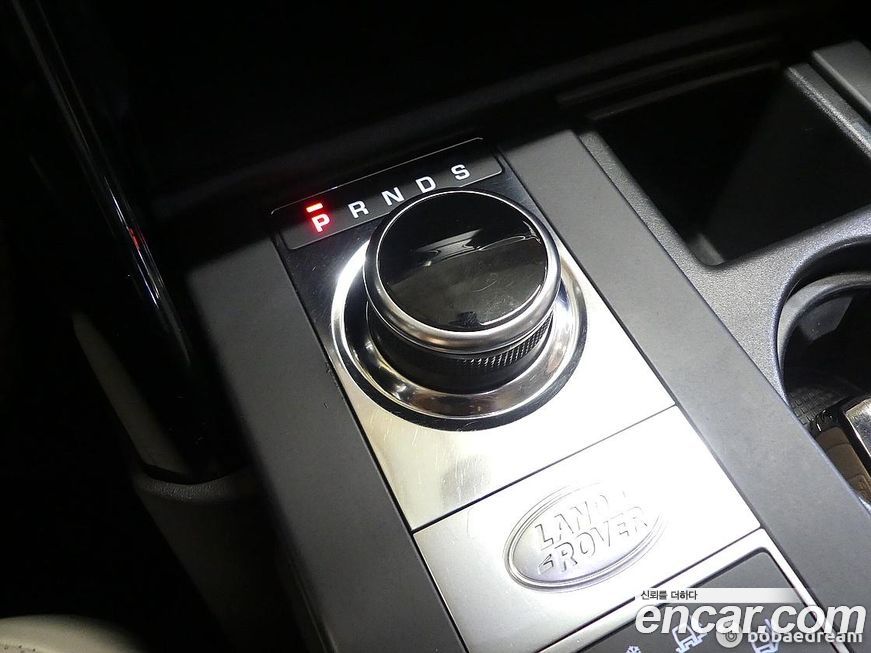 Land Rover Discovery 2018