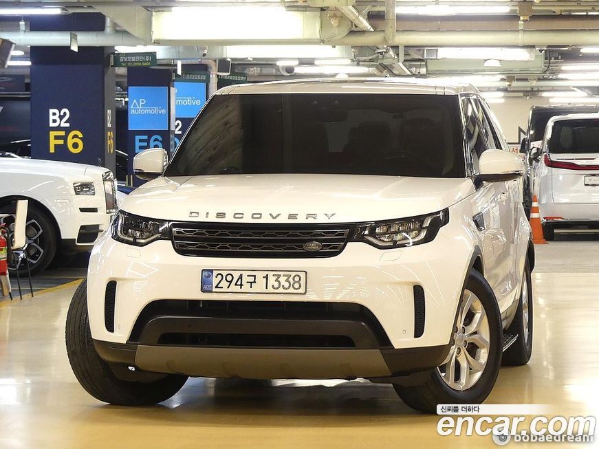 Land Rover Discovery 2018