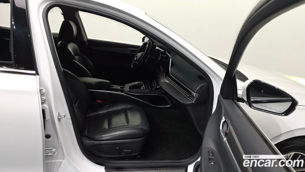 Hyundai Grandeur 2021