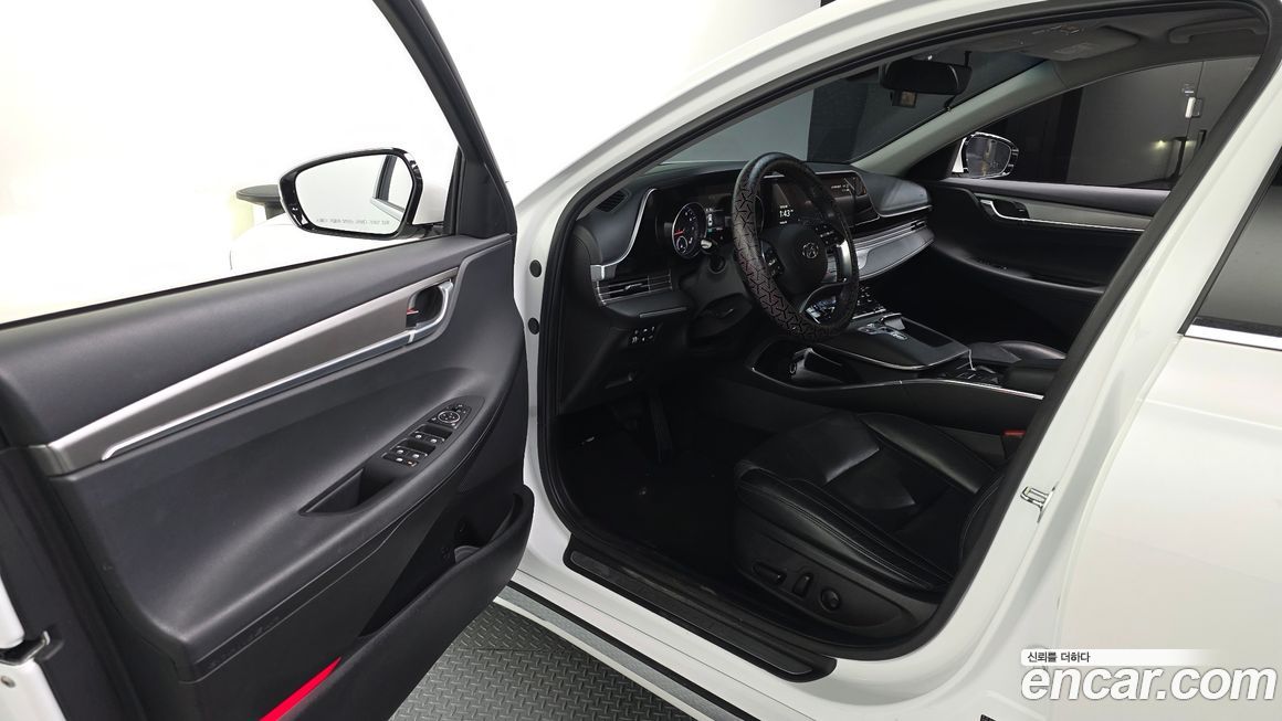 Hyundai Grandeur 2021