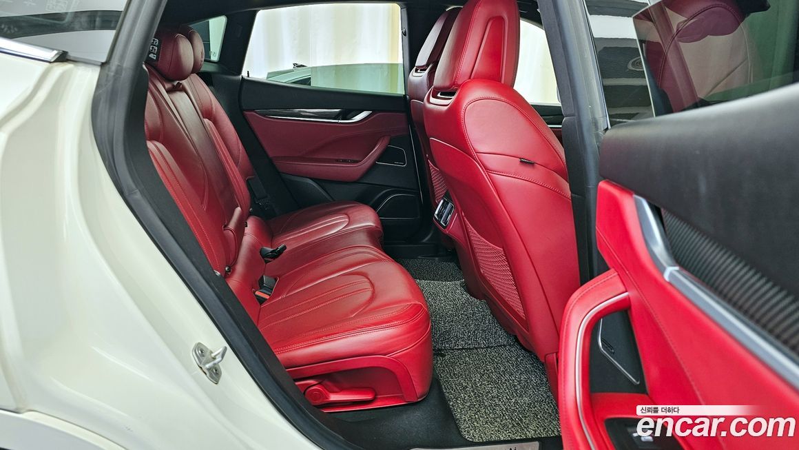 Maserati Levante 2017