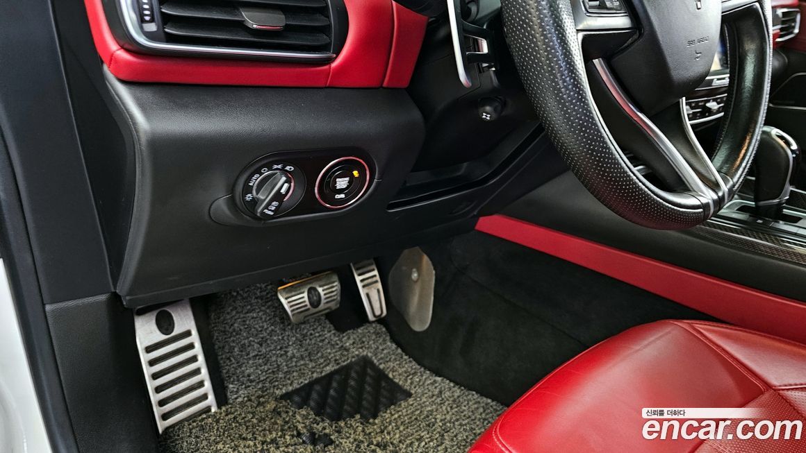 Maserati Levante 2017