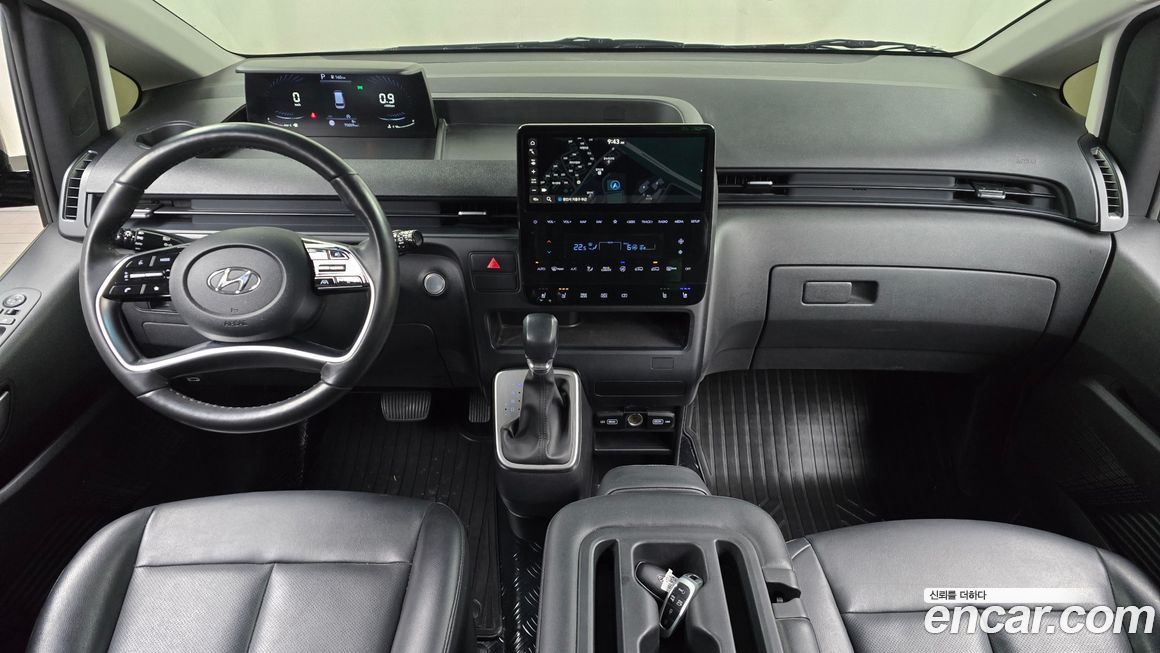 Hyundai Staria 2022