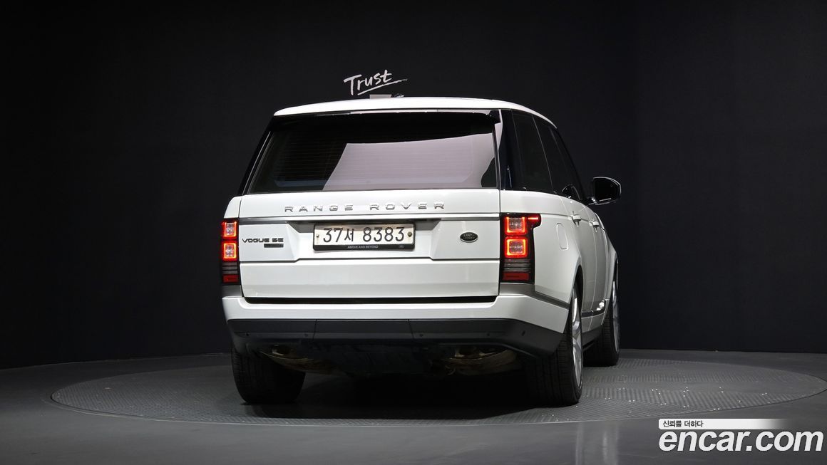 Land Rover Range Rover 2014