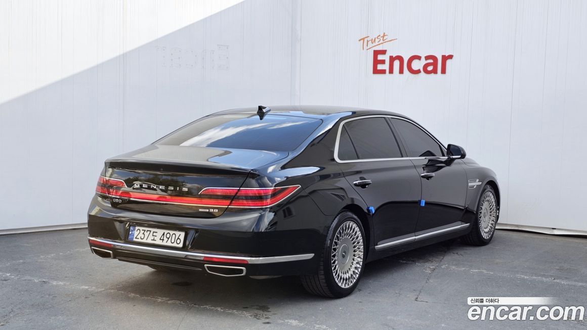 Genesis G90 2020
