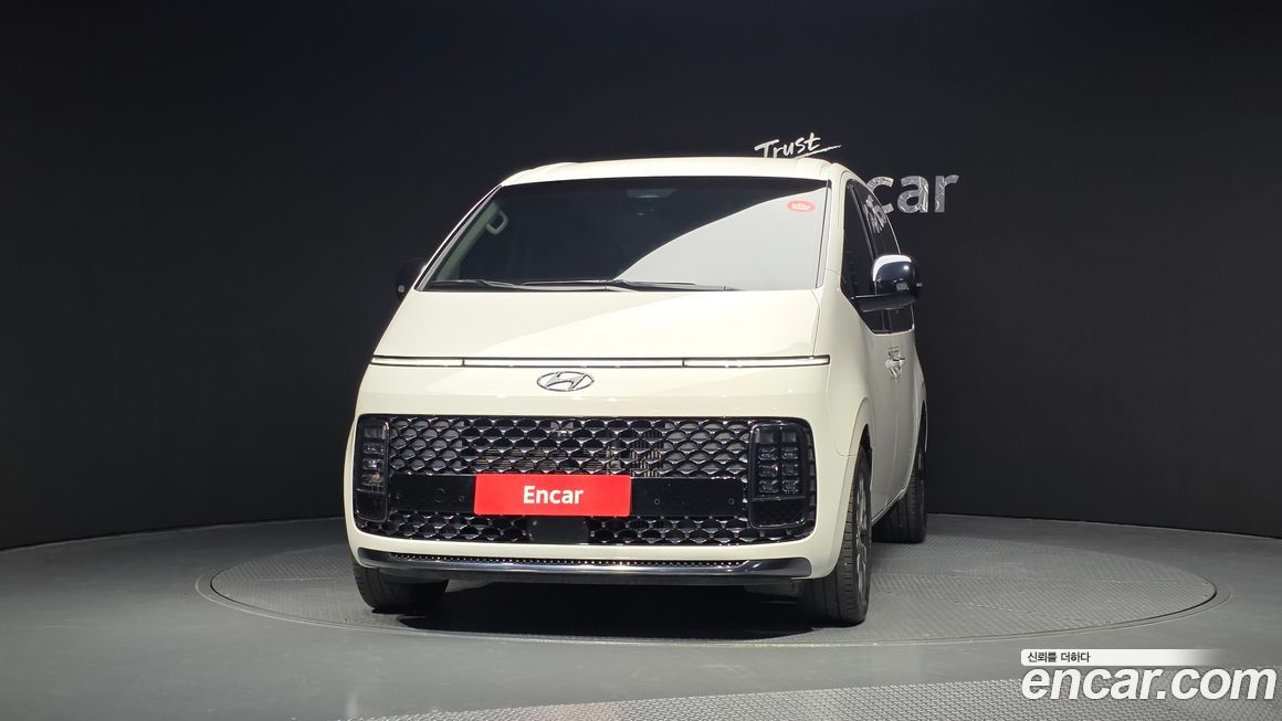 Hyundai Staria 2024