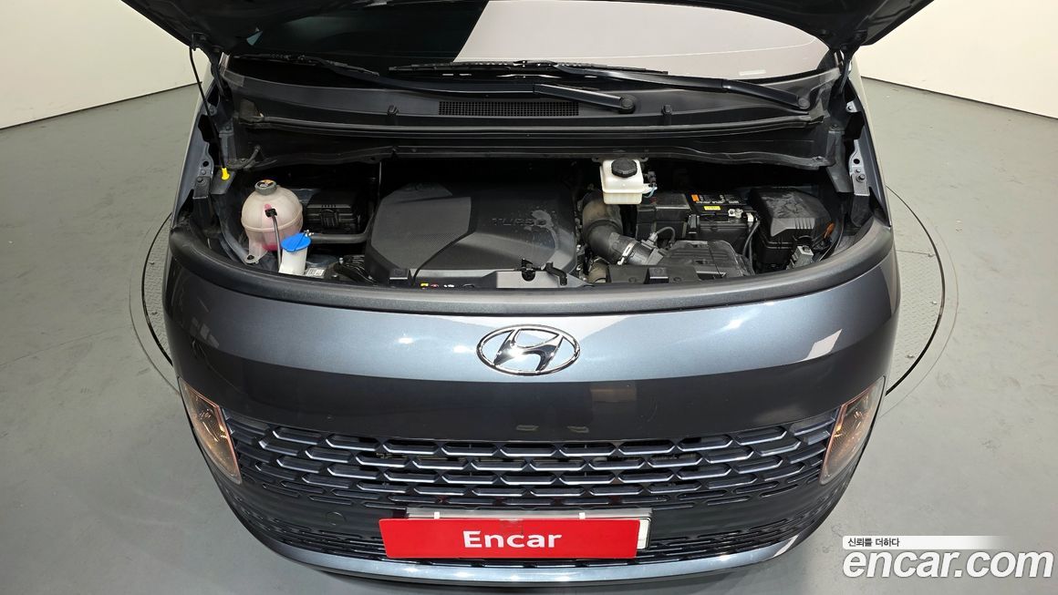 Hyundai Staria 2023