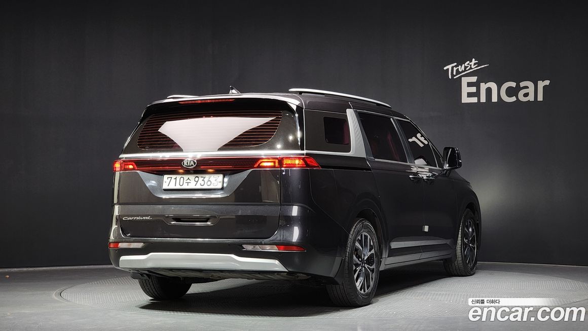 Kia Canival 2021