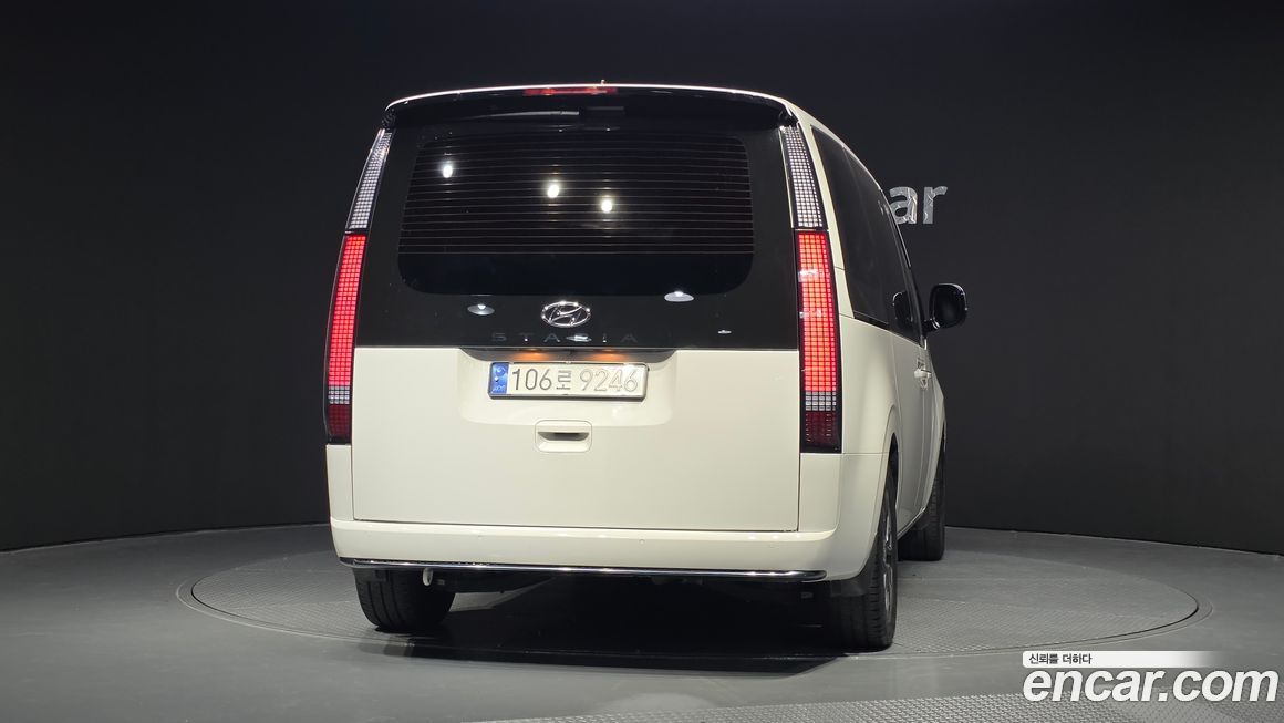 Hyundai Staria 2024