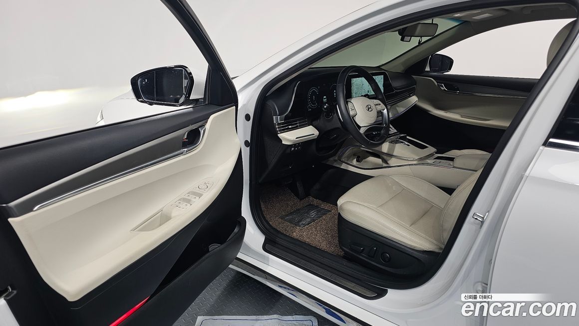 Hyundai Grandeur 2022