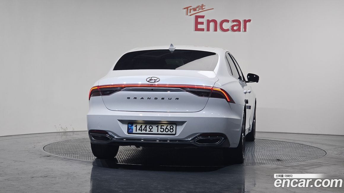 Hyundai Grandeur 2022