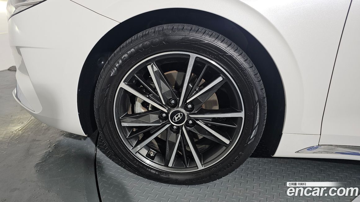 Hyundai Grandeur 2022