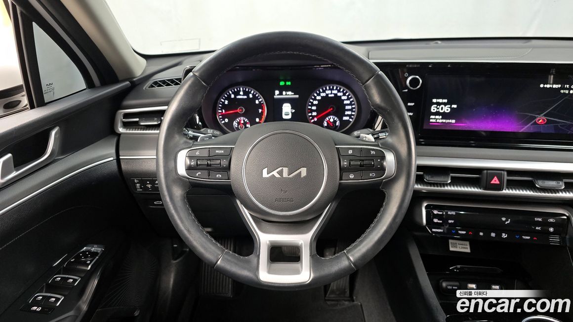 Kia K5 2023