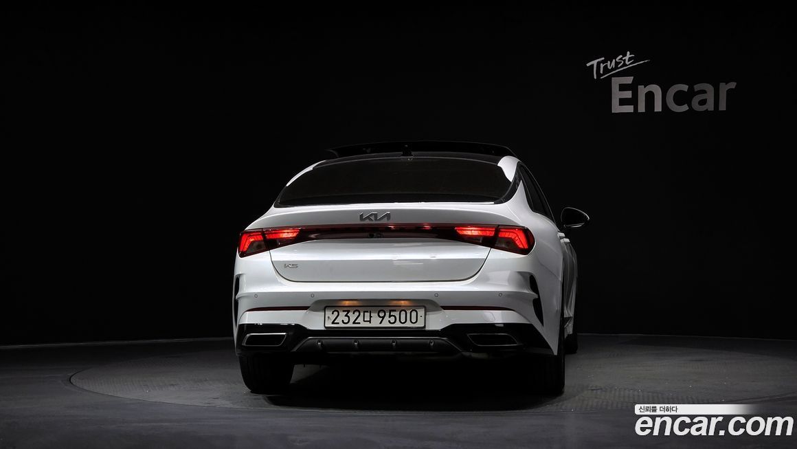Kia K5 2023