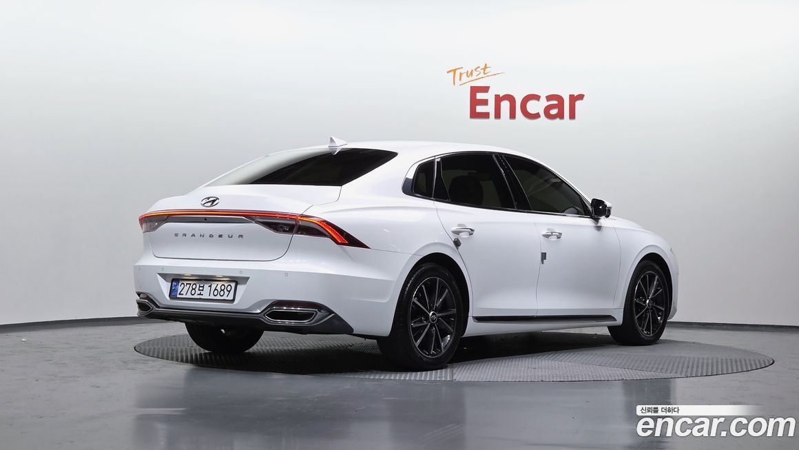 Hyundai Grandeur 2022