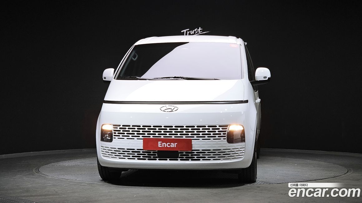 Hyundai Staria 2023