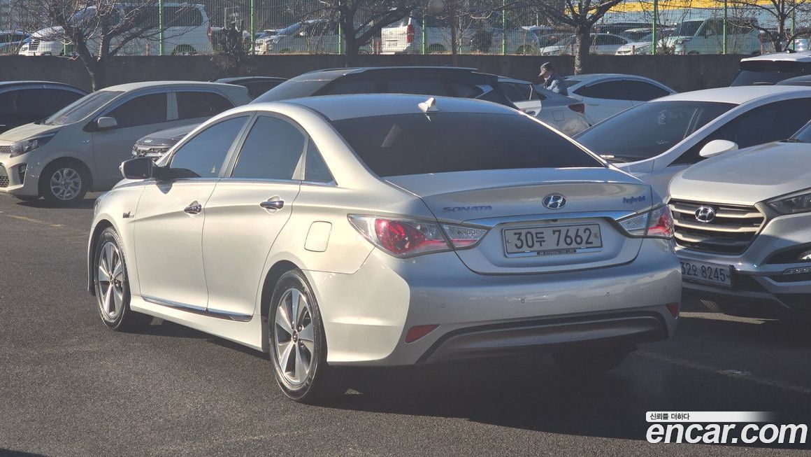 Hyundai Sonata 2012