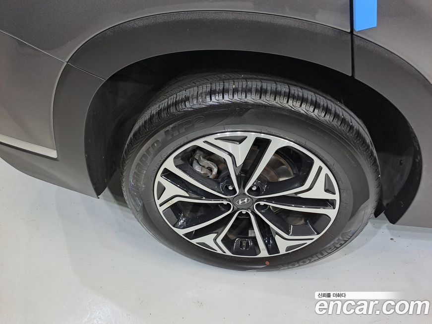 Hyundai Santafe 2020