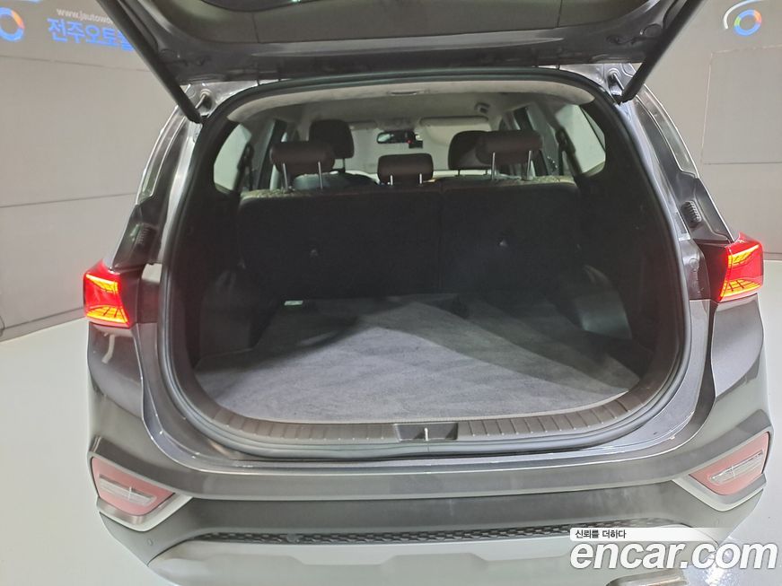 Hyundai Santafe 2020