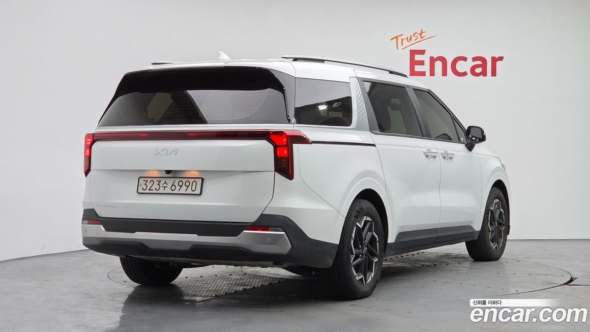 Kia Canival 2024