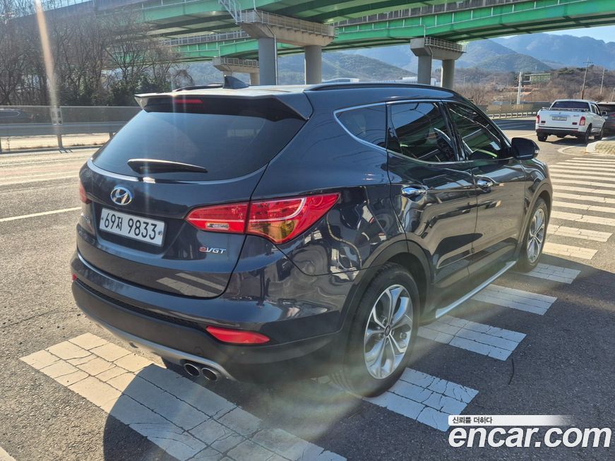 Hyundai Santafe 2015