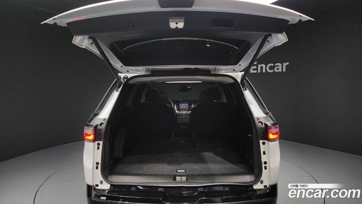 ChevroletGMDaewoo Traverse 2021