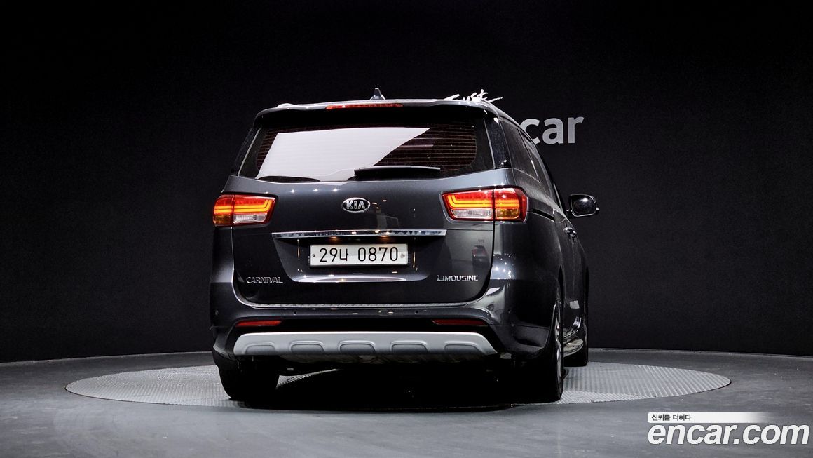 Kia Canival 2016