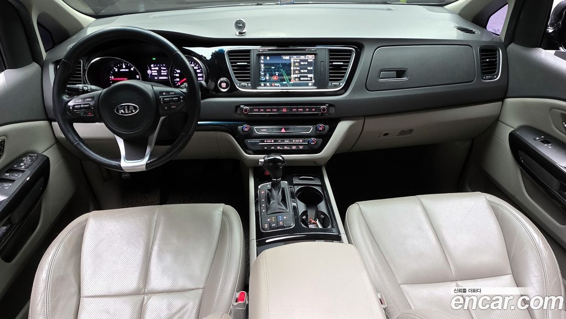 Kia Canival 2016