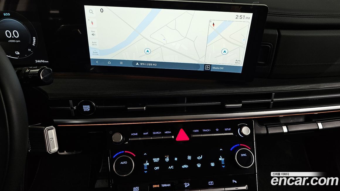 Hyundai Santafe 2024