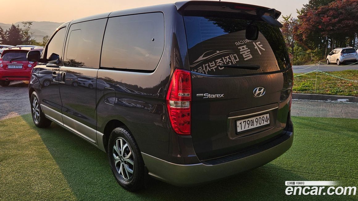 Hyundai Starex 2020