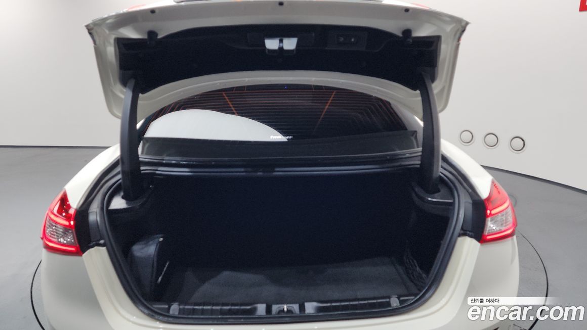 Maserati Ghibli 2019