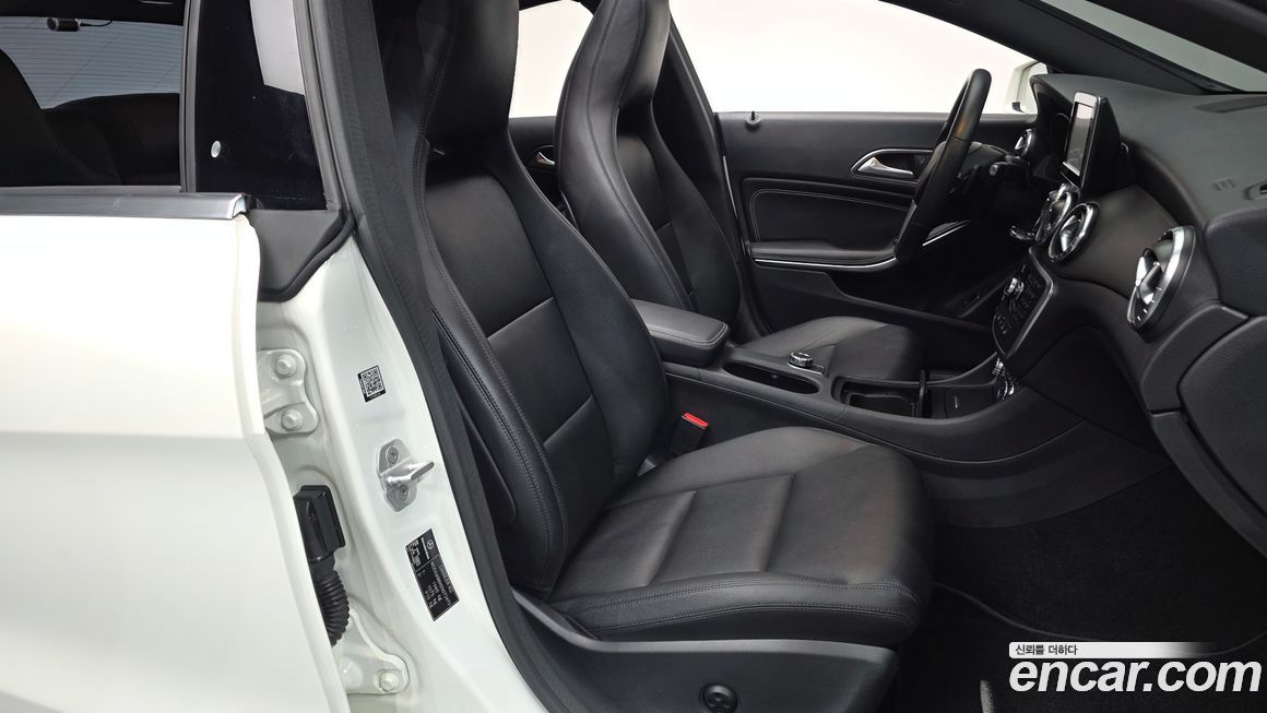Mercedes-Benz CLA-Class 2014