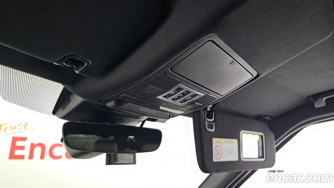 Land Rover Discovery 2018