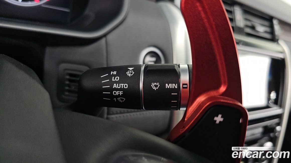 Land Rover Discovery 2018