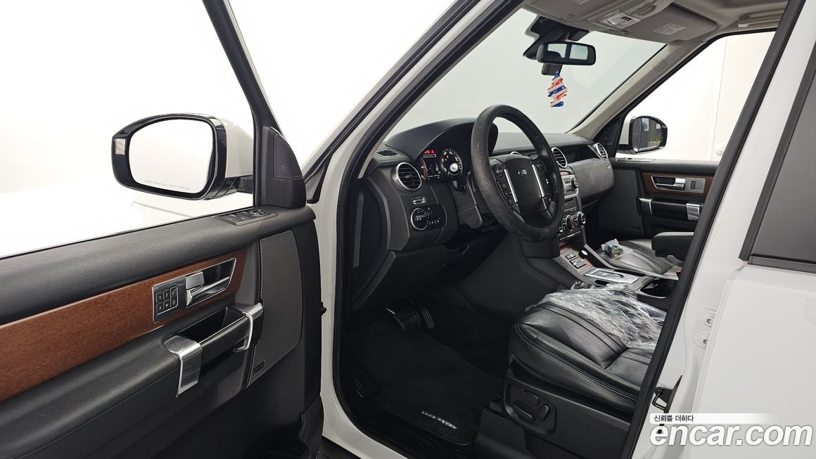 Land Rover Discovery 2016