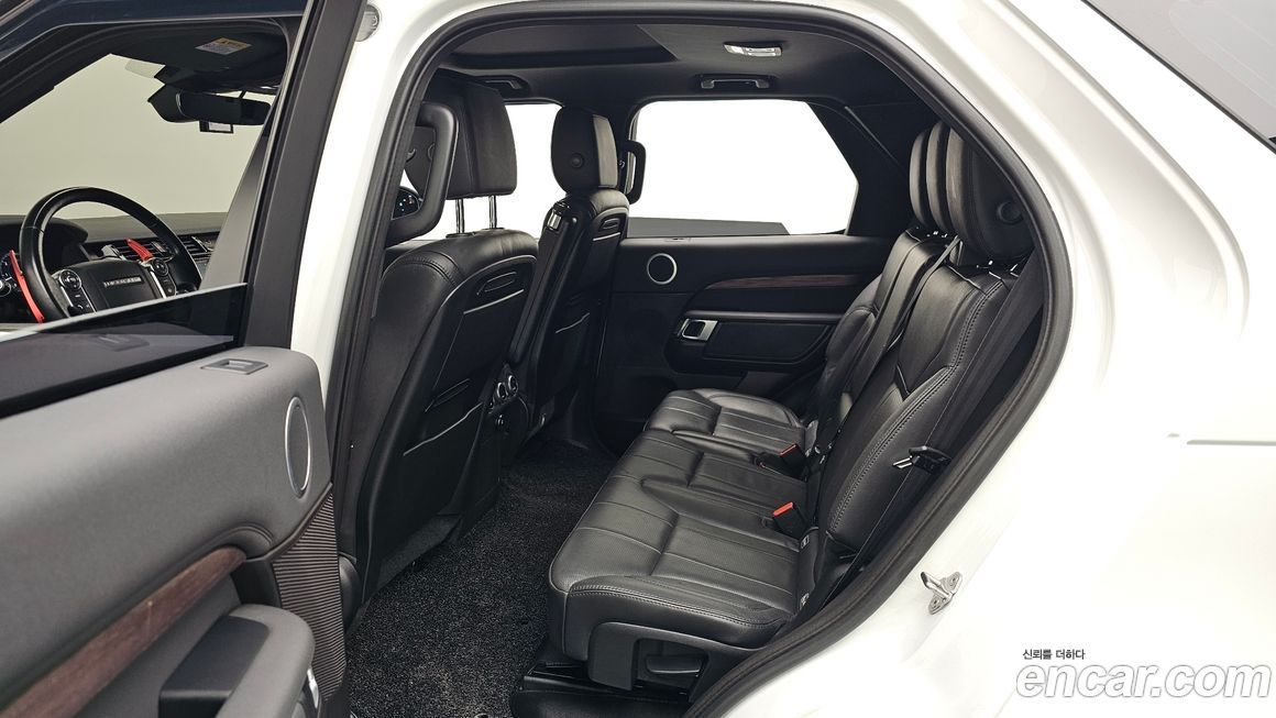 Land Rover Discovery 2018