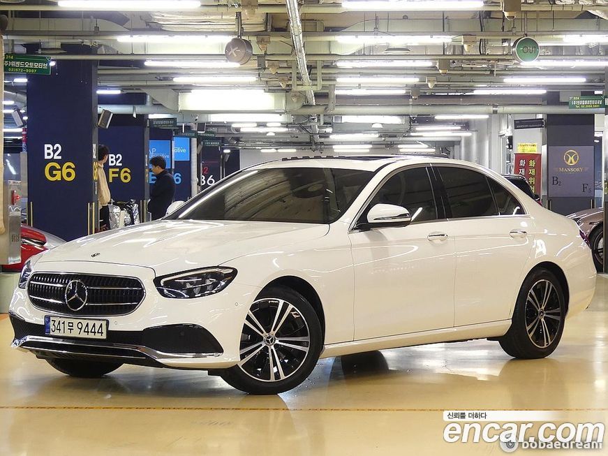Mercedes-Benz E-Class 2021