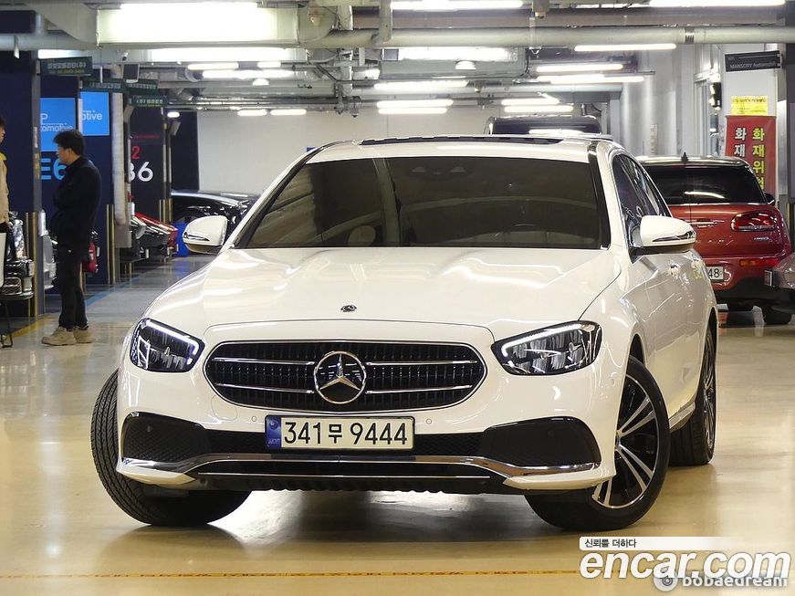 Mercedes-Benz E-Class 2021