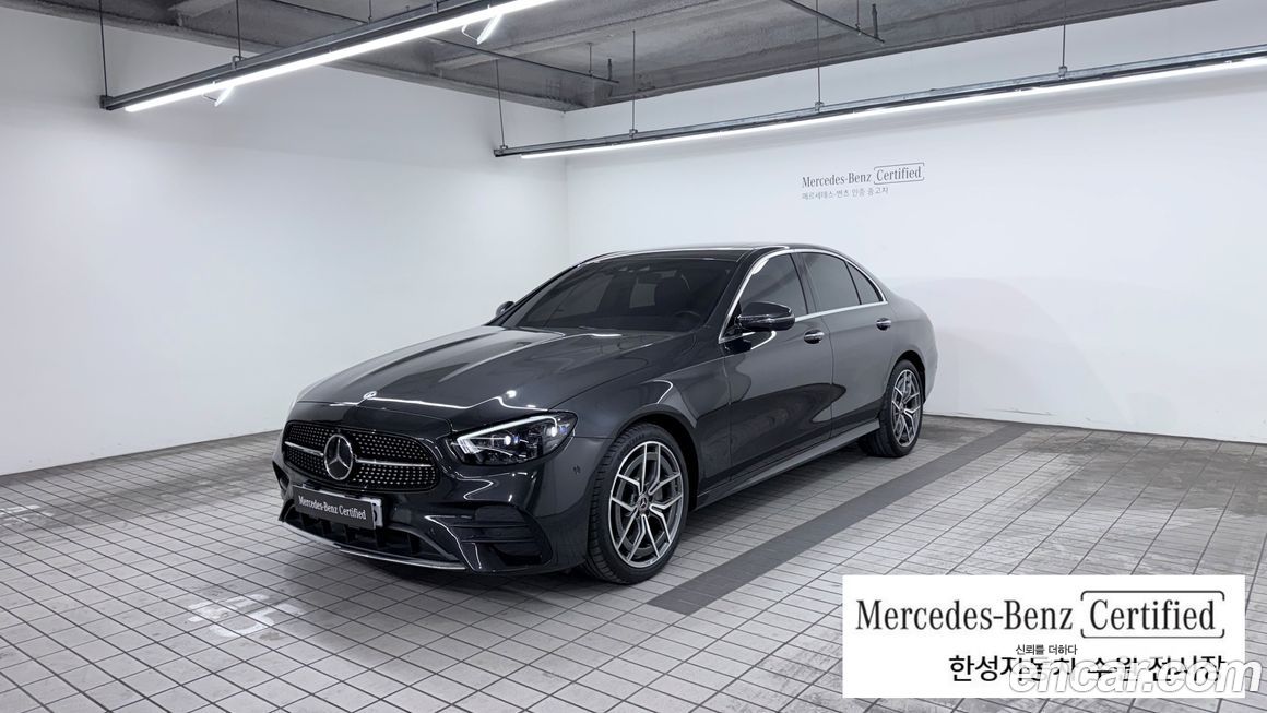 Mercedes-Benz E-Class 2021