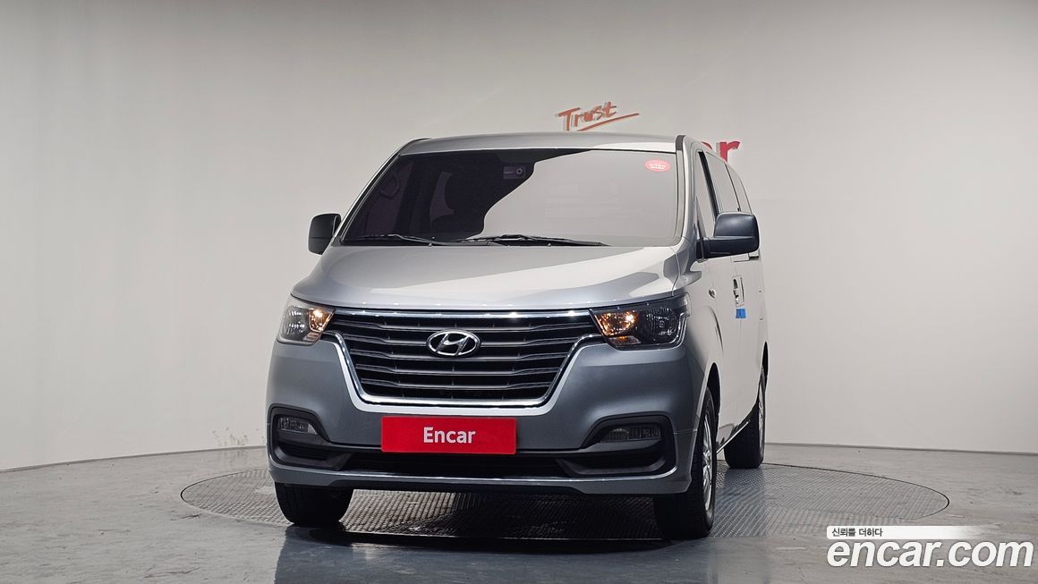Hyundai Starex 2018