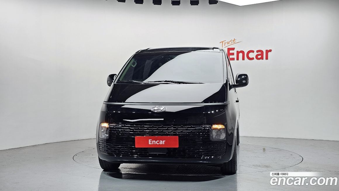 Hyundai Staria 2023