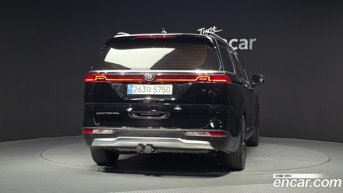 Kia Canival 2021