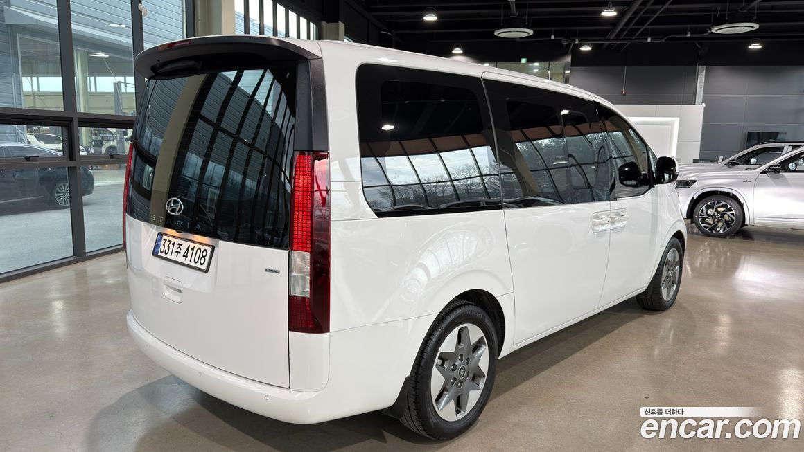 Hyundai Staria 2023
