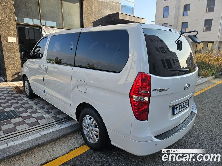 Hyundai Starex 2017